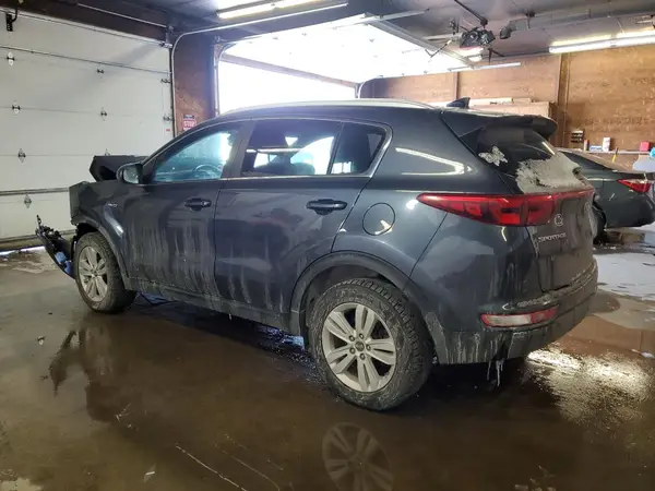 KNDPMCAC7J7466580 2018 KIA SPORTAGE - Image 2
