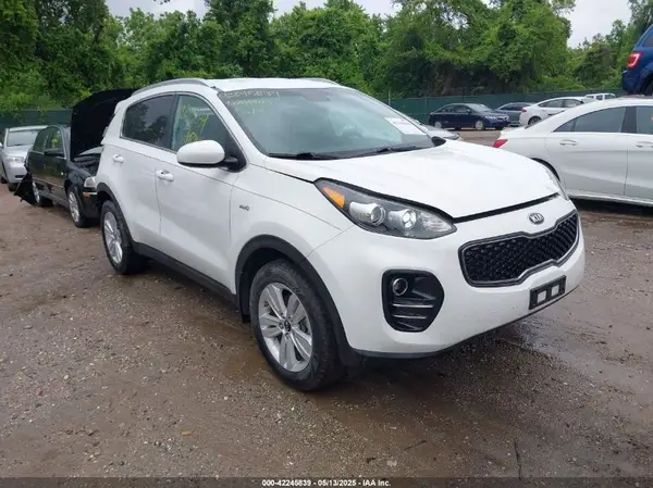 KNDPMCAC7J7473044 2018 KIA SPORTAGE - Image 1