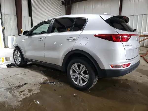 KNDPMCAC7K7498866 2019 KIA SPORTAGE - Image 2