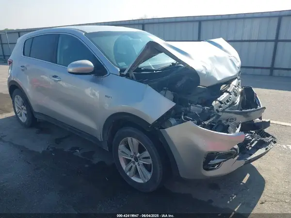 KNDPMCAC7K7509204 2019 KIA SPORTAGE - Image 1