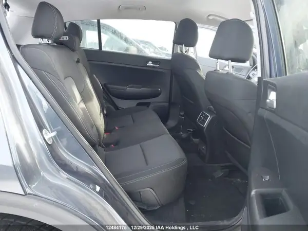 KNDPMCAC7K7534832 2019 KIA SPORTAGE - Image 8