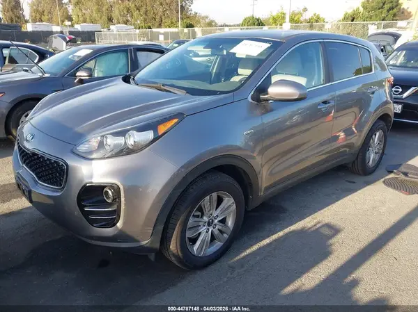 KNDPMCAC7K7538637 2019 KIA SPORTAGE - Image 2