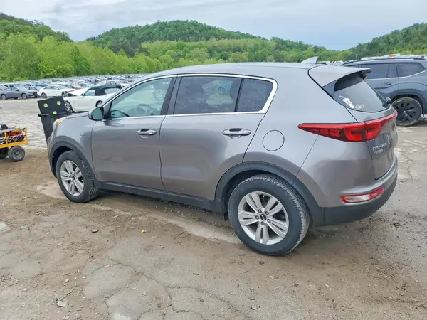 KNDPMCAC7K7551825 2019 KIA SPORTAGE - Image 2