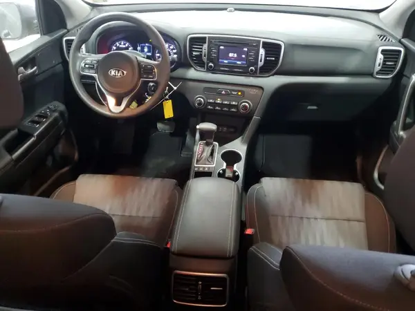 KNDPMCAC7K7555230 2019 KIA SPORTAGE - Image 8