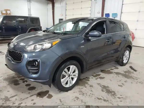 KNDPMCAC7K7565384 2019 KIA SPORTAGE - Image 2