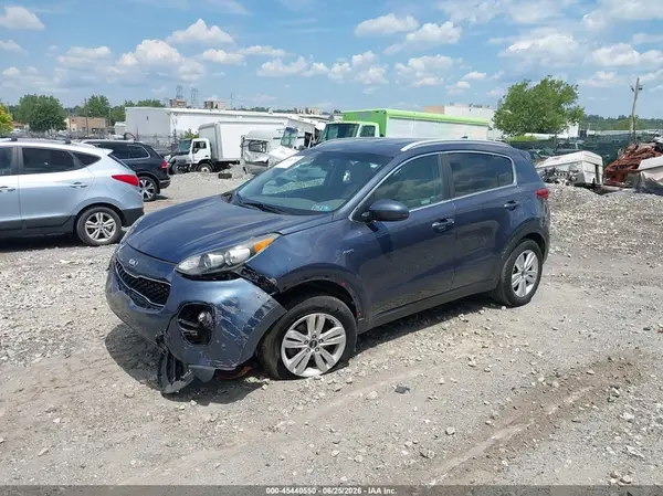 KNDPMCAC7K7597073 2019 KIA SPORTAGE - Image 2