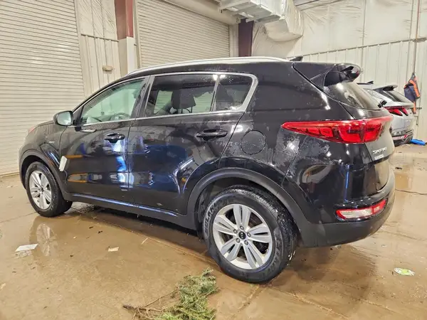 KNDPMCAC7K7604412 2019 KIA SPORTAGE - Image 2