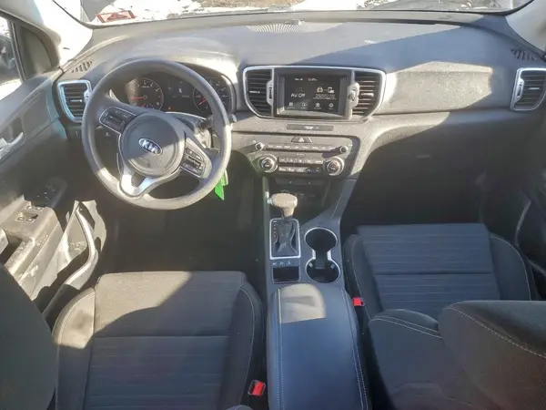 KNDPMCAC7K7605608 2019 KIA SPORTAGE - Image 8