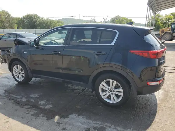 KNDPMCAC7K7605981 2019 KIA SPORTAGE - Image 2