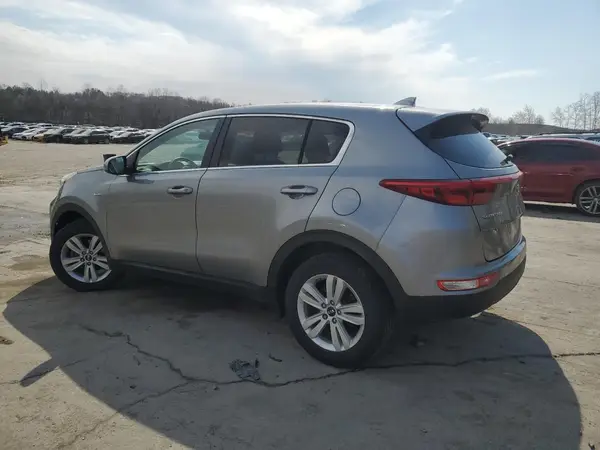 KNDPMCAC7K7608556 2019 KIA SPORTAGE - Image 2