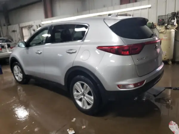 KNDPMCAC7K7613997 2019 KIA SPORTAGE - Image 2