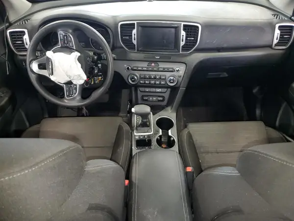 KNDPMCAC7K7623624 2019 KIA SPORTAGE - Image 8