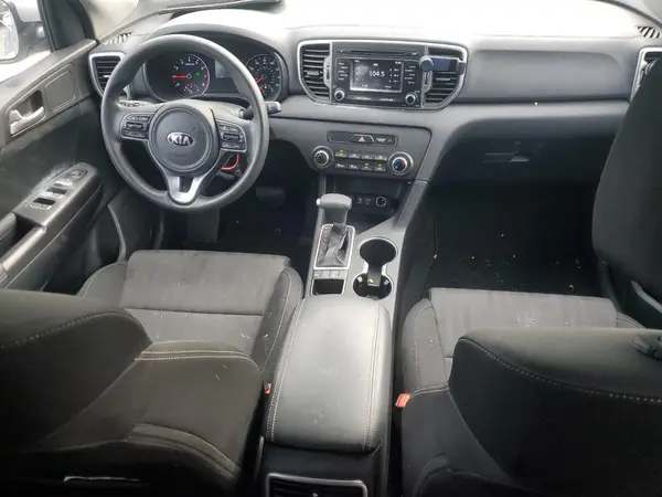 KNDPMCAC7K7626765 2019 KIA SPORTAGE - Image 8