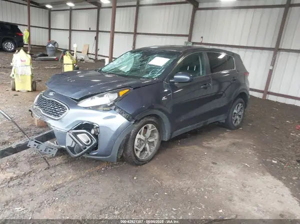 KNDPMCAC7L7728987 2020 KIA SPORTAGE - Image 2