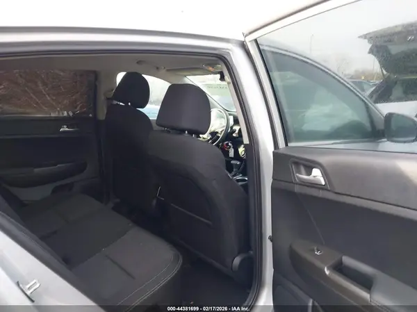 KNDPMCAC7L7747023 2020 KIA SPORTAGE - Image 8