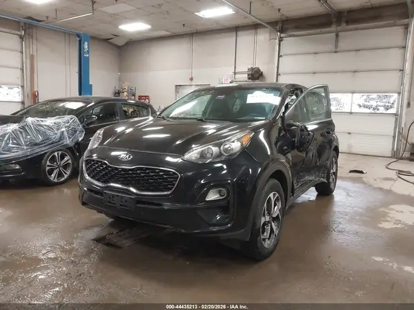 KNDPMCAC7L7804465 2020 KIA SPORTAGE - Image 2