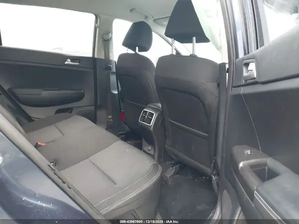 KNDPMCAC7M7895447 2021 KIA SPORTAGE - Image 8