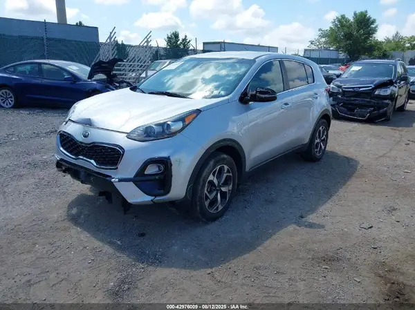 KNDPMCAC7M7895495 2021 KIA SPORTAGE - Image 2