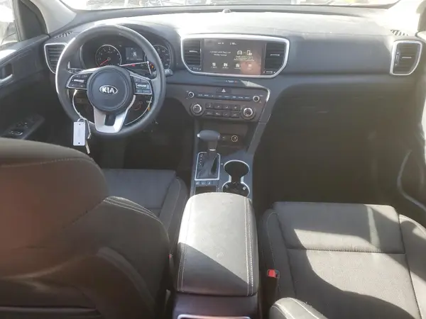 KNDPMCAC7M7902025 2021 KIA SPORTAGE - Image 8