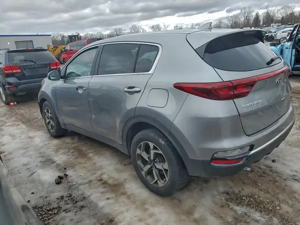 KNDPMCAC7M7904728 2021 KIA SPORTAGE - Image 2