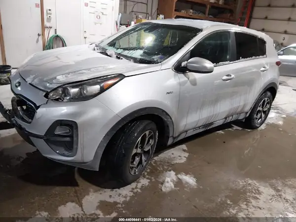 KNDPMCAC7M7909329 2021 KIA SPORTAGE - Image 2