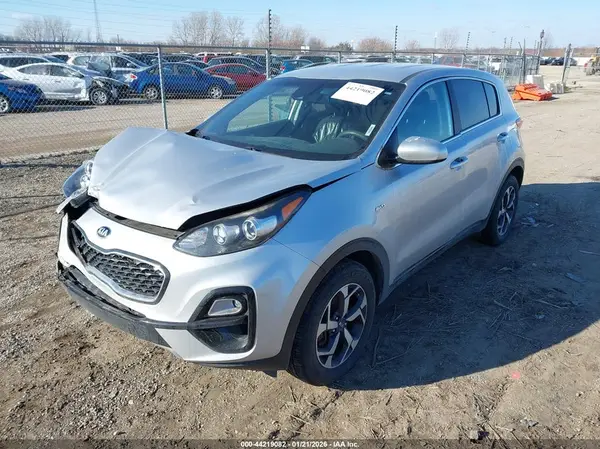 KNDPMCAC7M7915616 2021 KIA SPORTAGE - Image 2