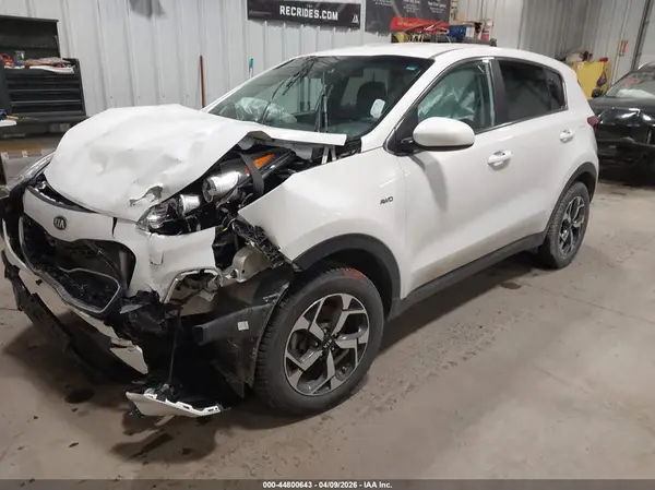 KNDPMCAC7N7006356 2022 KIA SPORTAGE - Image 2