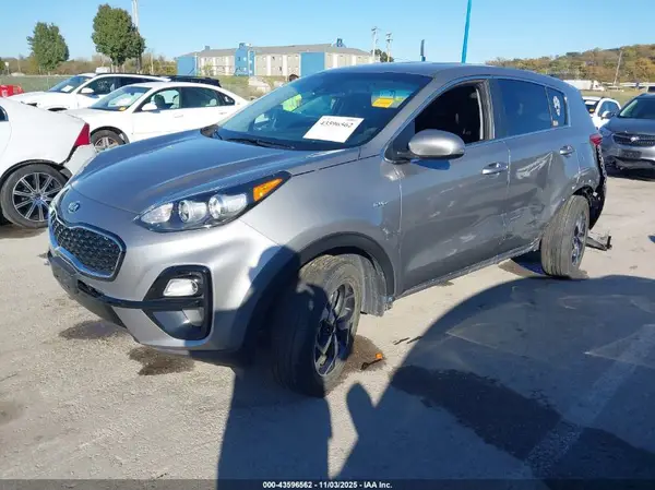 KNDPMCAC7N7007748 2022 KIA SPORTAGE - Image 2