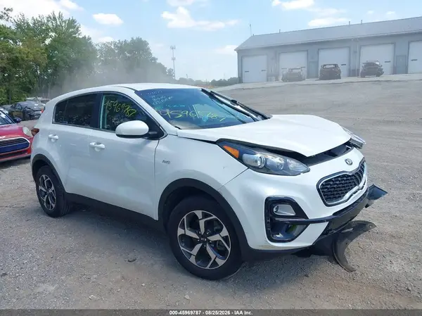 KNDPMCAC7N7018071 2022 KIA SPORTAGE - Image 1