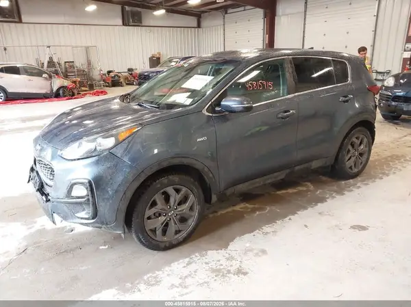 KNDPMCAC7N7019768 2022 KIA SPORTAGE - Image 2