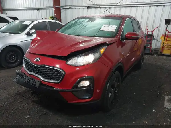 KNDPMCAC7N7020497 2022 KIA SPORTAGE - Image 2