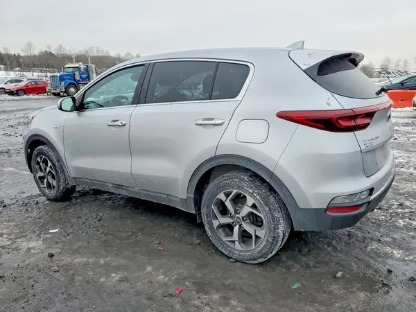 KNDPMCAC7N7020774 2022 KIA SPORTAGE - Image 2