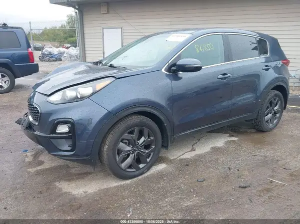 KNDPMCAC7N7024629 2022 KIA SPORTAGE - Image 2