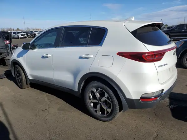 KNDPMCAC7N7955180 2022 KIA SPORTAGE - Image 2