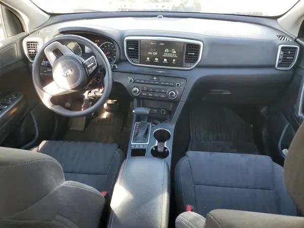 KNDPMCAC7N7955180 2022 KIA SPORTAGE - Image 8