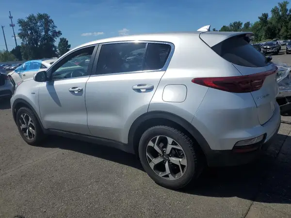 KNDPMCAC7N7963876 2022 KIA SPORTAGE - Image 2