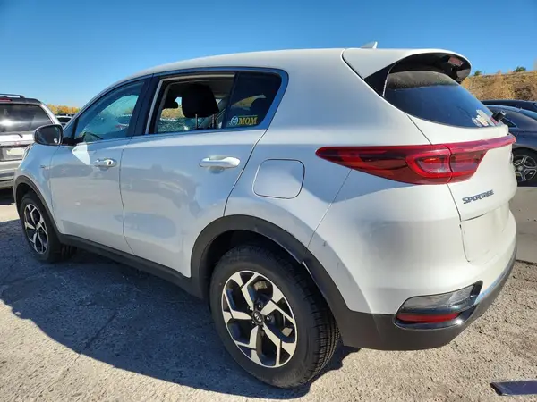 KNDPMCAC7N7970357 2022 KIA SPORTAGE - Image 2