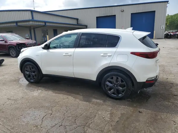 KNDPMCAC7N7978152 2022 KIA SPORTAGE - Image 2