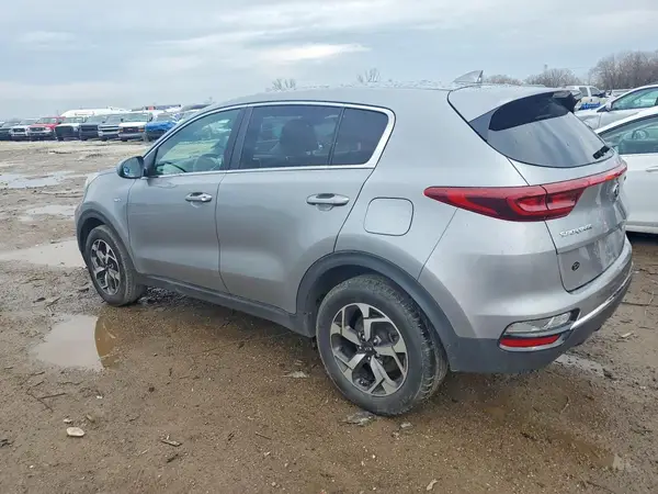 KNDPMCAC7N7981651 2022 KIA SPORTAGE - Image 2