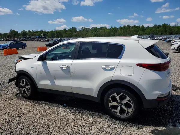 KNDPMCAC7N7984842 2022 KIA SPORTAGE - Image 2