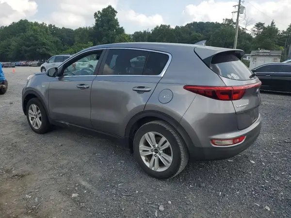 KNDPMCAC8H7033067 2017 KIA SPORTAGE - Image 2