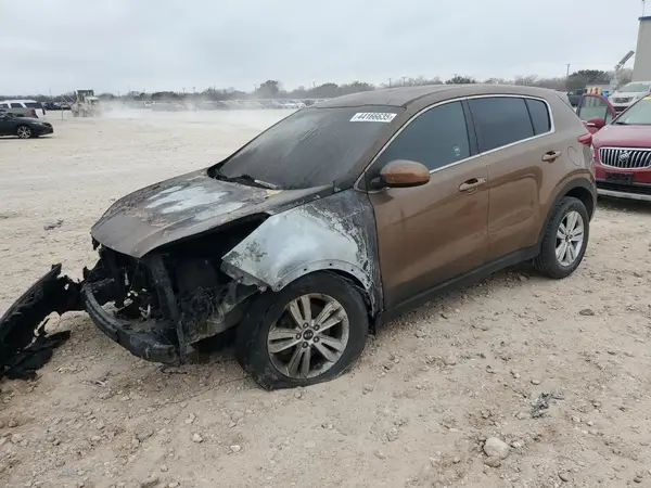 KNDPMCAC8H7063508 2017 KIA SPORTAGE - Image 1