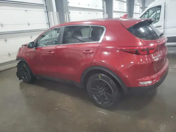 KNDPMCAC8H7068725 2017 KIA SPORTAGE - Image 2