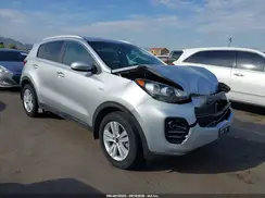 KNDPMCAC8H7069695 2017 KIA SPORTAGE