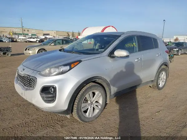 KNDPMCAC8H7081314 2017 KIA SPORTAGE - Image 2