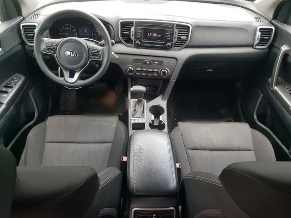 KNDPMCAC8H7083502 2017 KIA SPORTAGE - Image 8