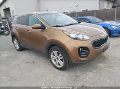 KNDPMCAC8H7084598 2017 KIA SPORTAGE