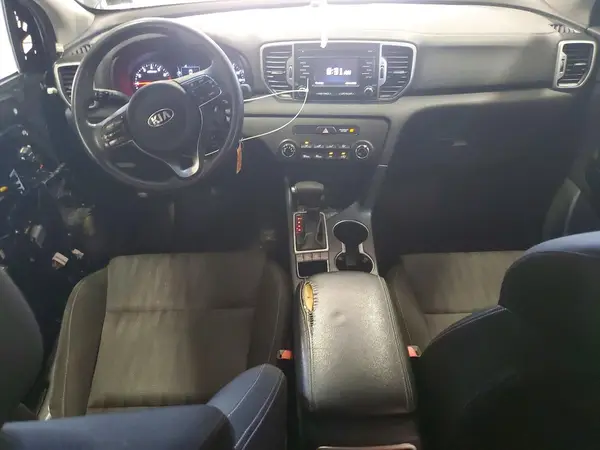 KNDPMCAC8H7093009 2017 KIA SPORTAGE - Image 8