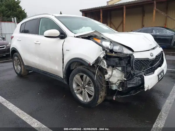 KNDPMCAC8H7099506 2017 KIA SPORTAGE - Image 1