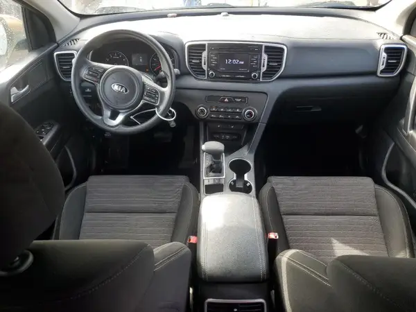 KNDPMCAC8H7099778 2017 KIA SPORTAGE - Image 8